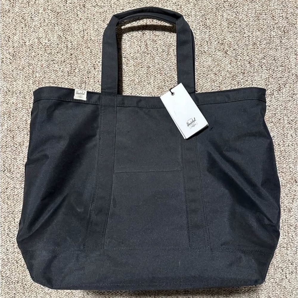 NWT Herschel Bamfield Canvas Black Tote Bag Large